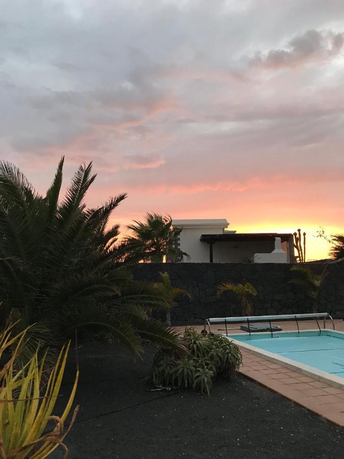 Villa Alejandro Playa Blanca  Exteriör bild