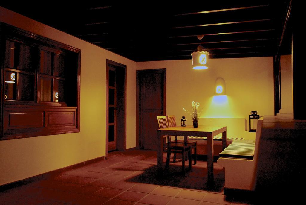 Villa Alejandro Playa Blanca  Rum bild